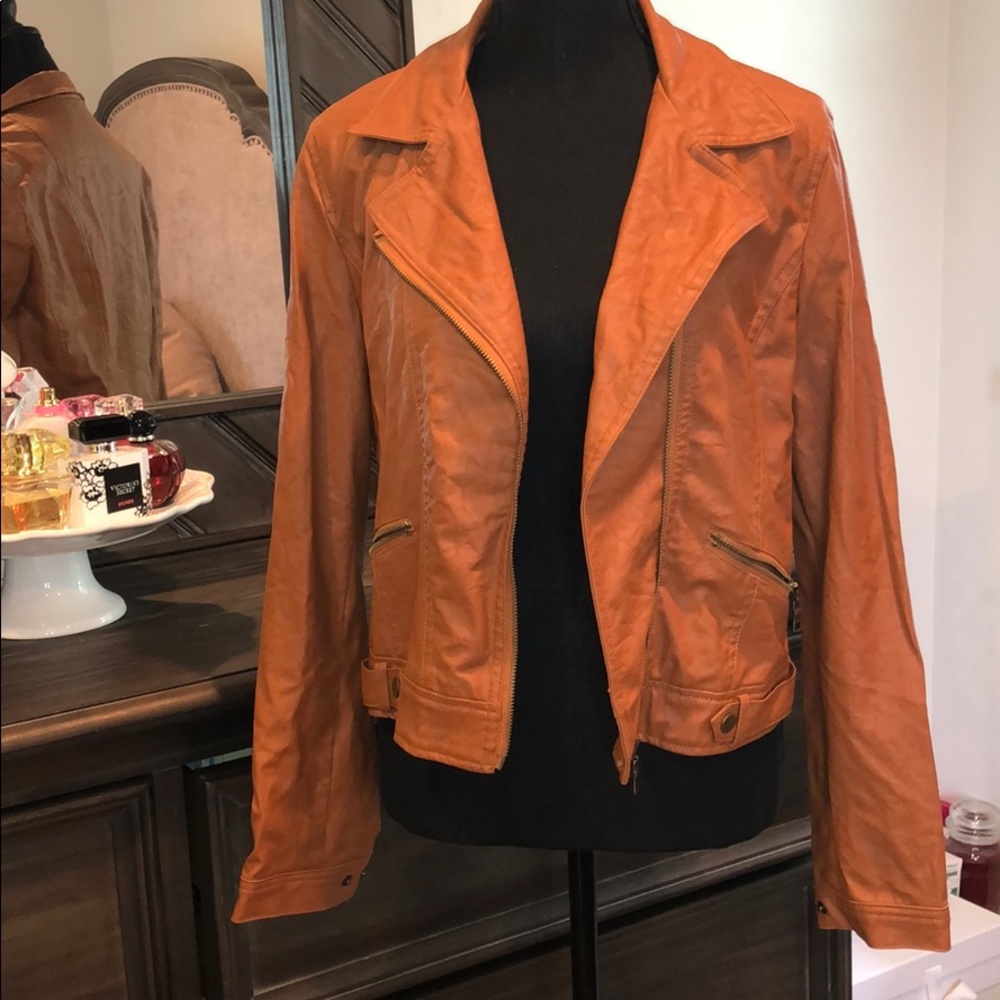 Leather jacket - Picture 1 of 2